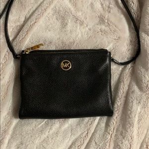 Michael Kors cross body purse